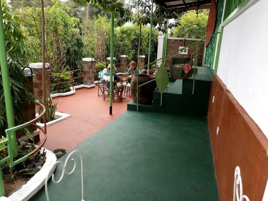 Kilimanjaro Mad Monkey'S Hotel Moshi Exterior foto